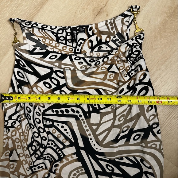 MILANO Women’s Medium Sleeveless Geometric Print Gold Metal Sleeve Strap Blouse - Picture 10 of 10